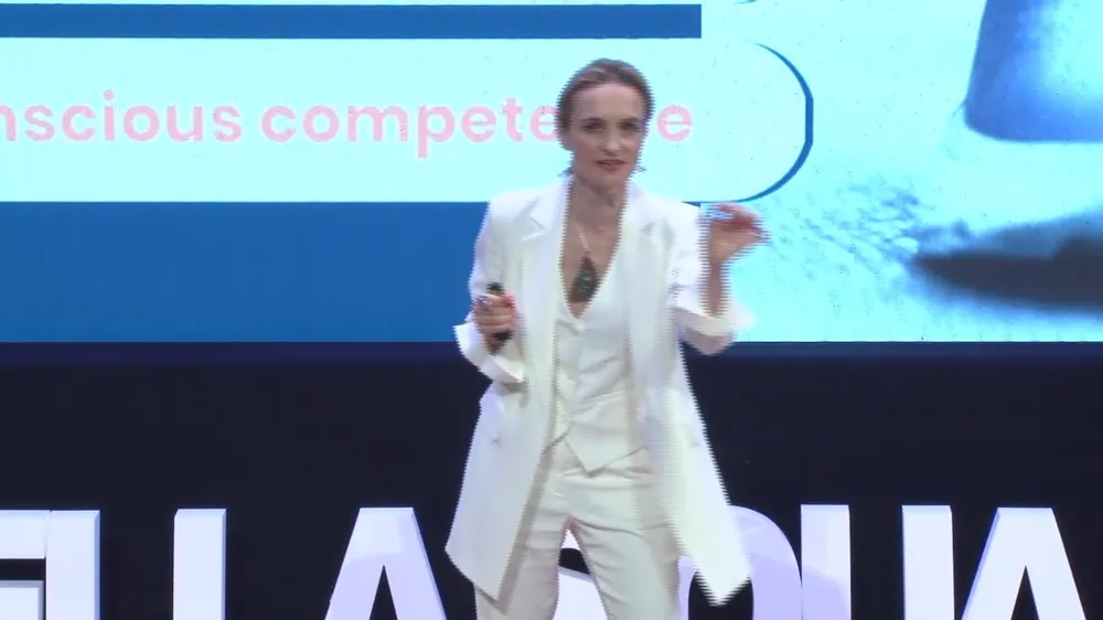 MSc Katerina Angelovska speaking on the TEDxPellaSquare stage